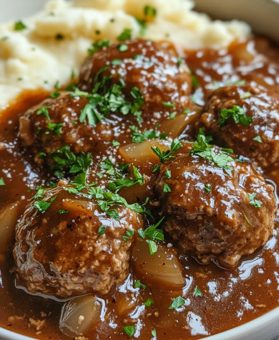 To create truly mouthwatering Salisbury steak meatballs, it’s essential to understand the role of each ingredient in the recipe. From the star of the show—ground beef—to the supporting players like breadcrumbs and seasonings, let’s explore what makes this dish so special.